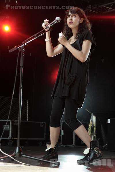CARMEN MARIA VEGA - 2008-07-12 - LA ROCHELLE - La Motte Rouge - 